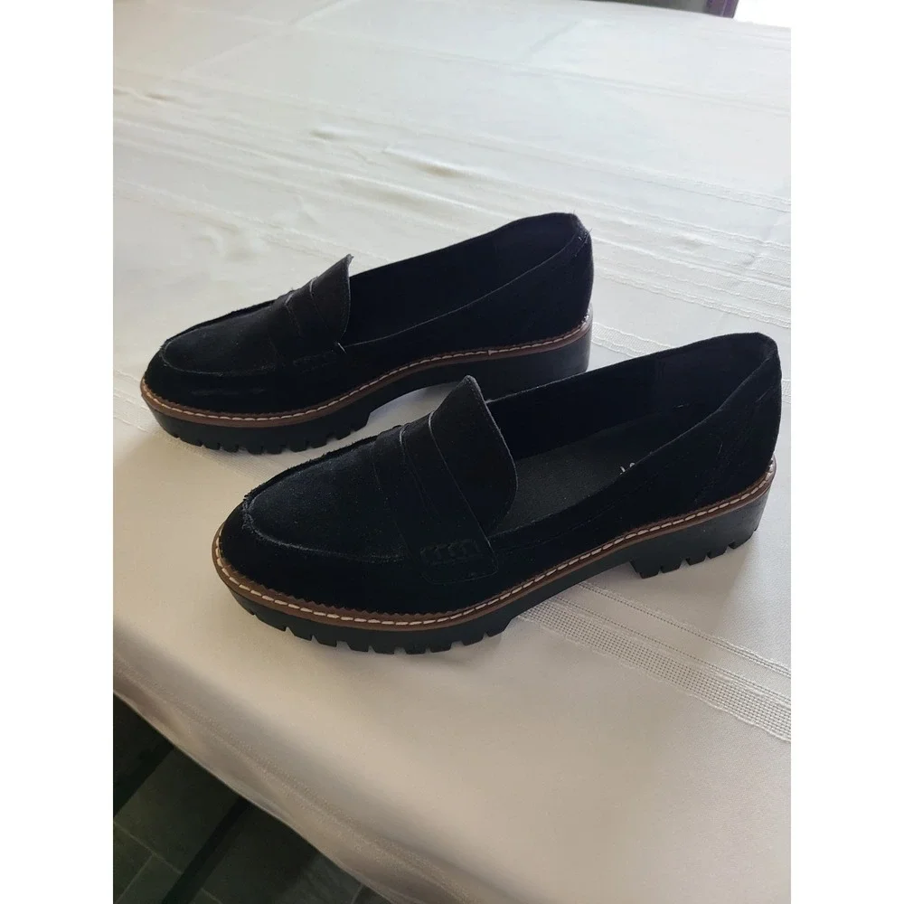 Women's Jellypop Paris chunky platform loafers in black faux suede. Size 10M